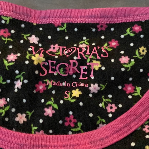 NWOT Victoria’s Secret Sleep Shirt - Love - Picture 2 of 3